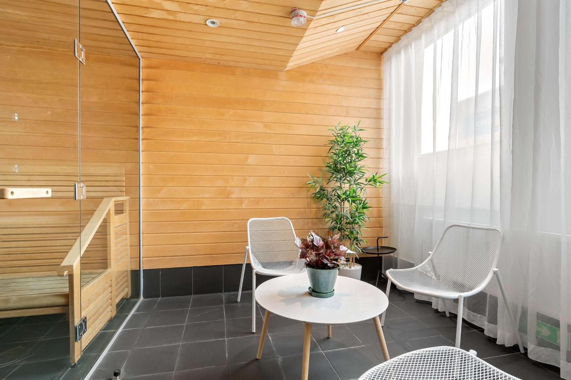 Best Western Plus Sthlm Bromma Стокхолм Екстериор снимка